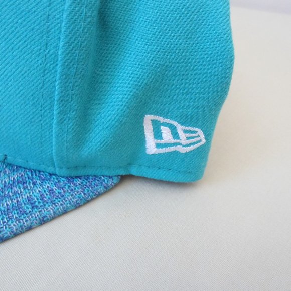 NEW - CHARLOTTE HORNETS NBA Snapback Basketball CAP 9 FIFTY - Picture 3 of 12